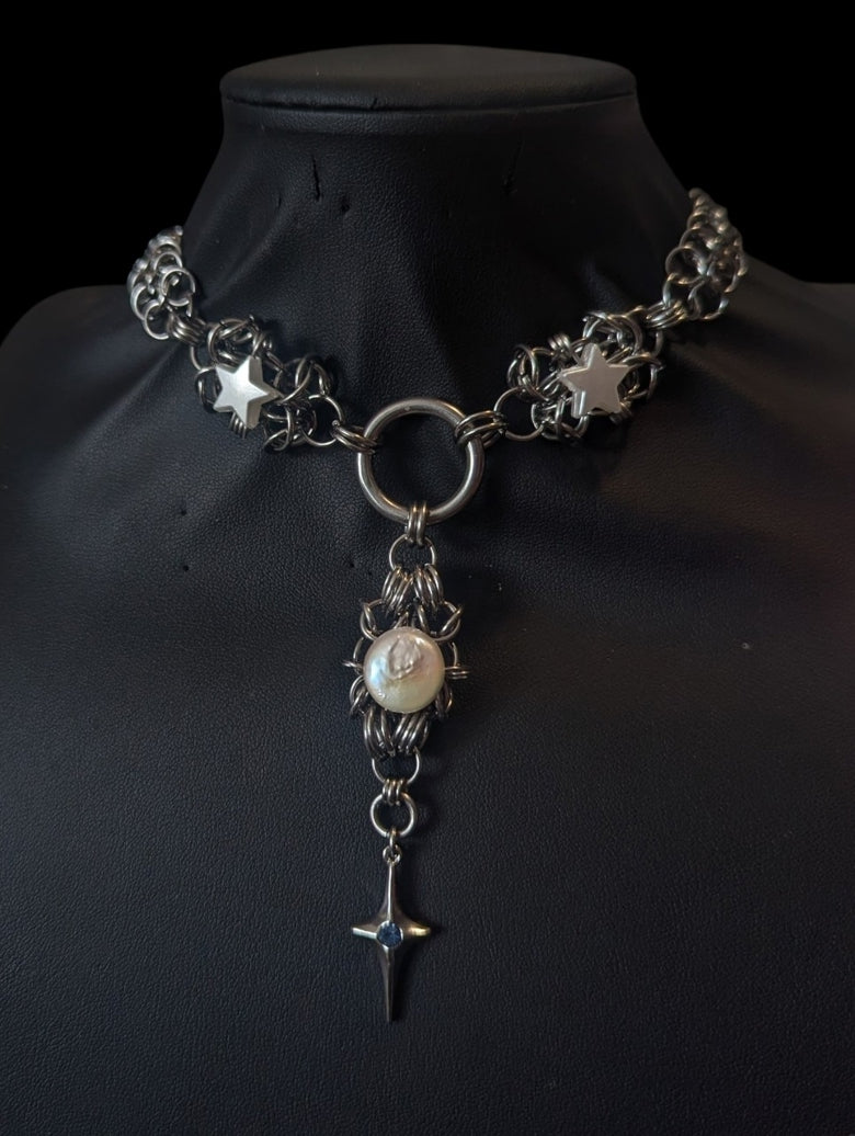 PEARL AND STARS CHAINMAIL NECKLACE