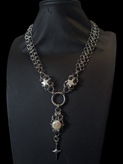 PEARL AND STARS CHAINMAIL NECKLACE