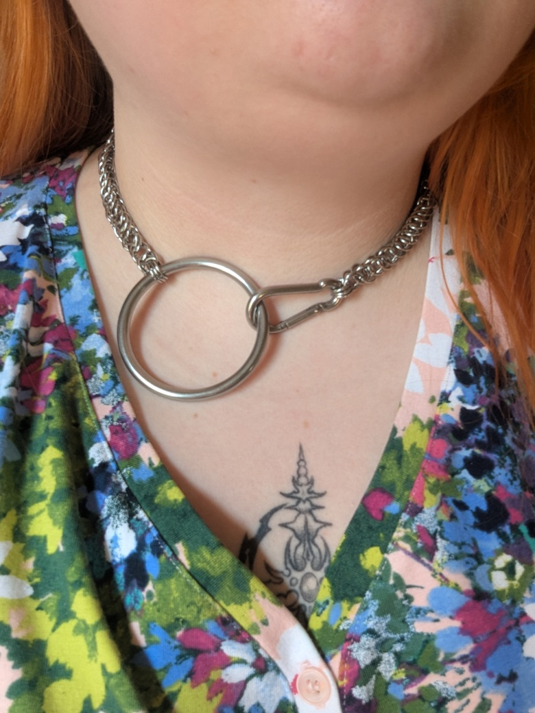 CARABINER O RING CHAINMAIL NECKLACE