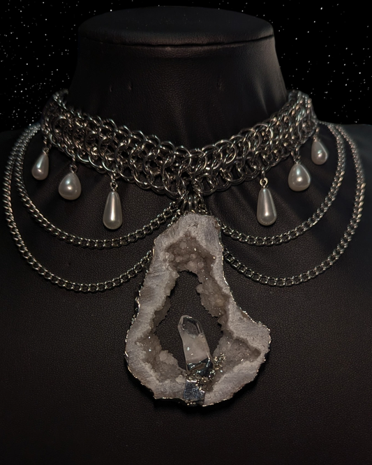 CRYSTAL GODDESS CHAINMAIL NECKLACE