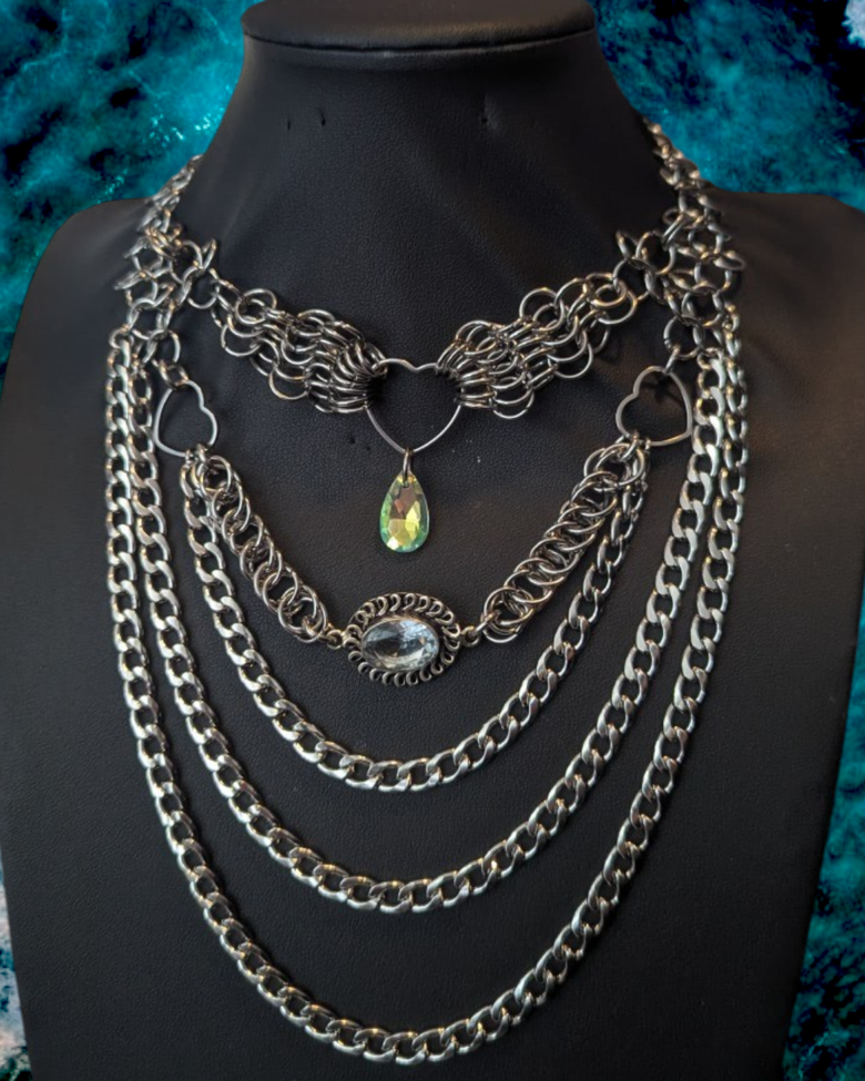 SIREN ENCHANTED CHAINMAIL NECKLACE