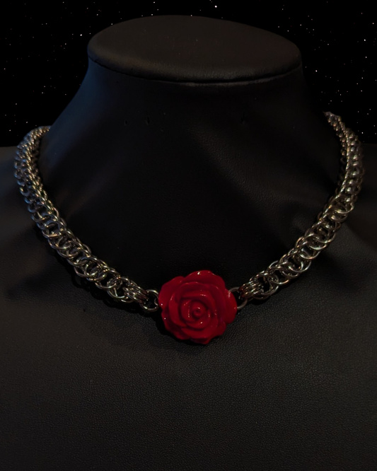 RED ROSE CHAINMAIL NECKLACE