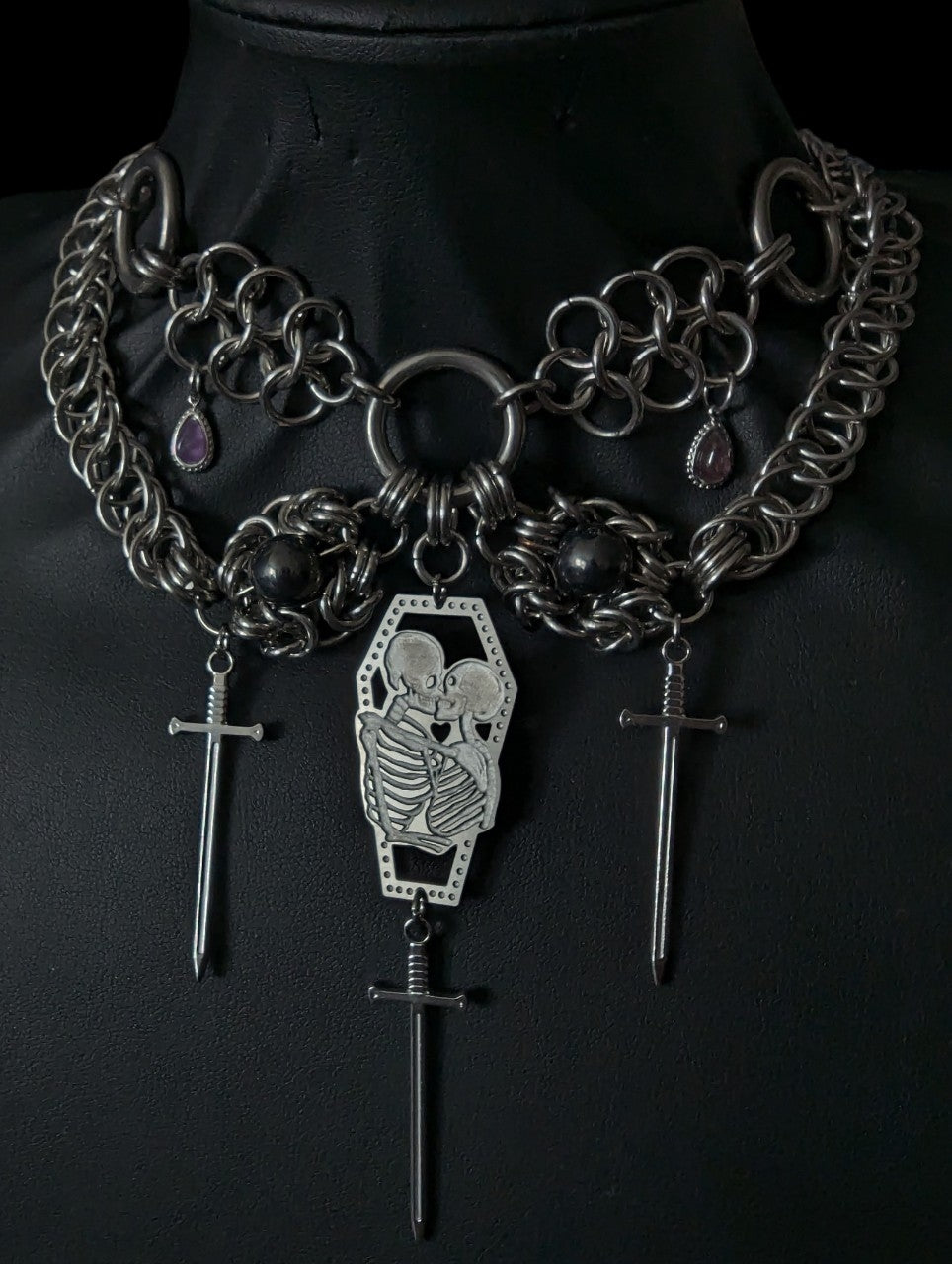 Skeleton Lovers & Hematite Beads Chainmail Necklace